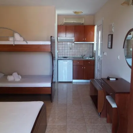 House Meltemi Apartamento Kalamítsion