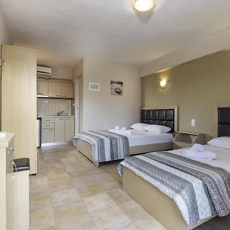 Apartment House Meltemi *